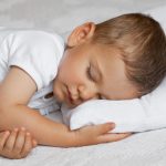 Phát hiện hàm lượng hóa chất ở mức báo động trên giường trẻ em