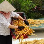 Chàng trai đưa sản phẩm gia dụng làm từ tre ra thế giới