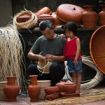 Nghệ nhân - người nắm giữ tinh hoa làng nghề